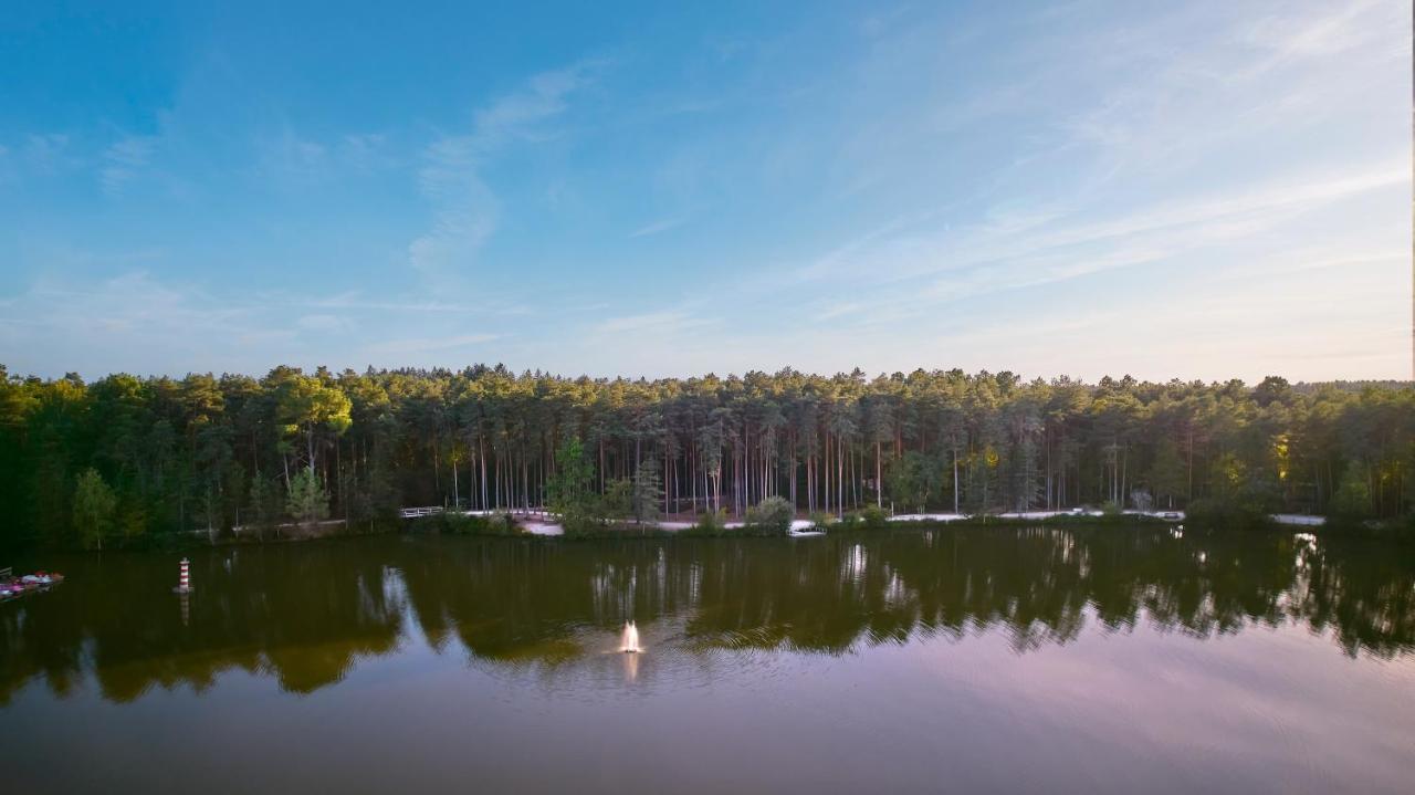 Center Parcs Les Hauts De Bruyeres Chaumont-sur-Tharonne Eksteriør billede